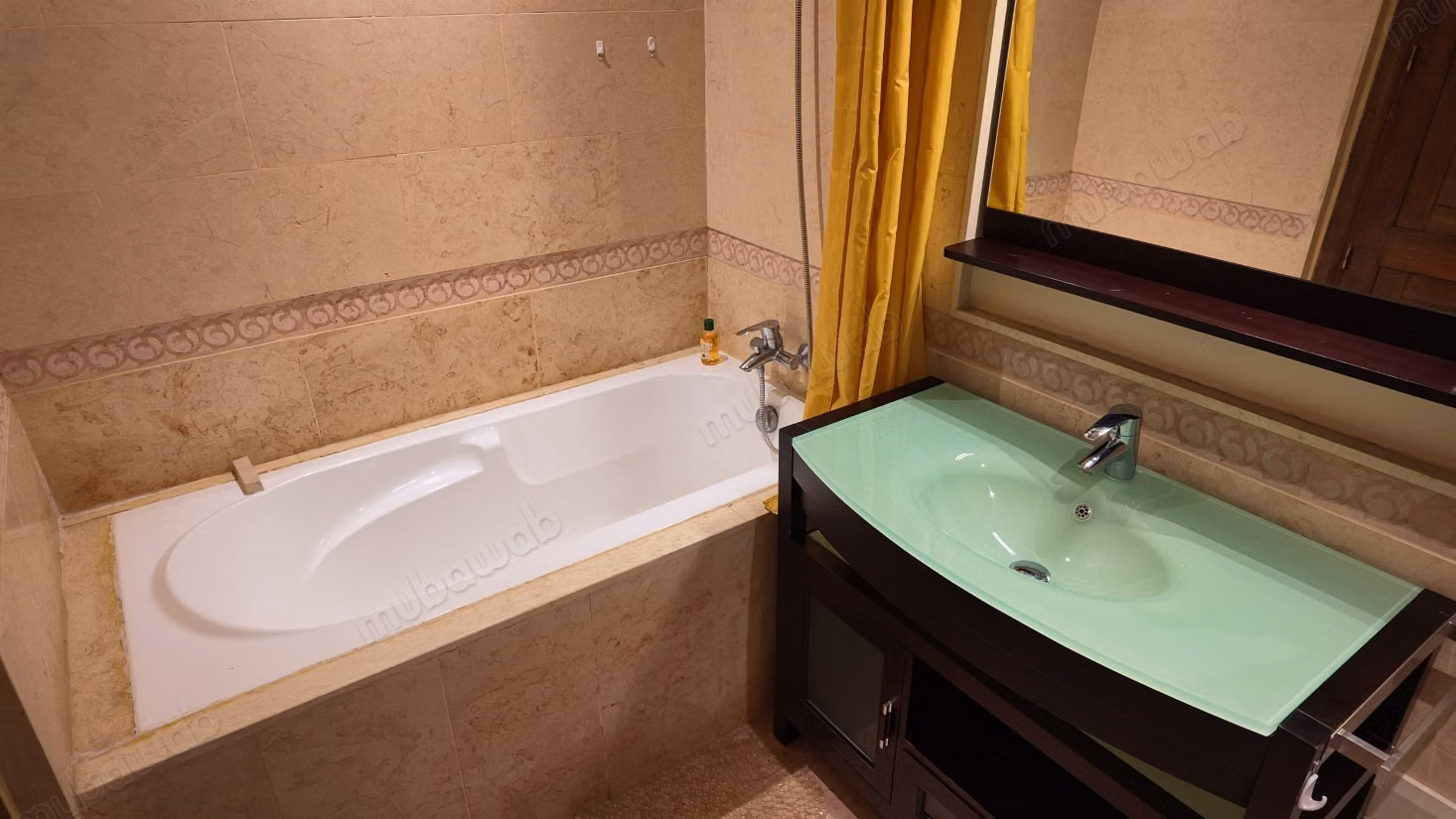 Superbe appartement à louer à Agdal. Surface 90 m². Climatisation et cheminée