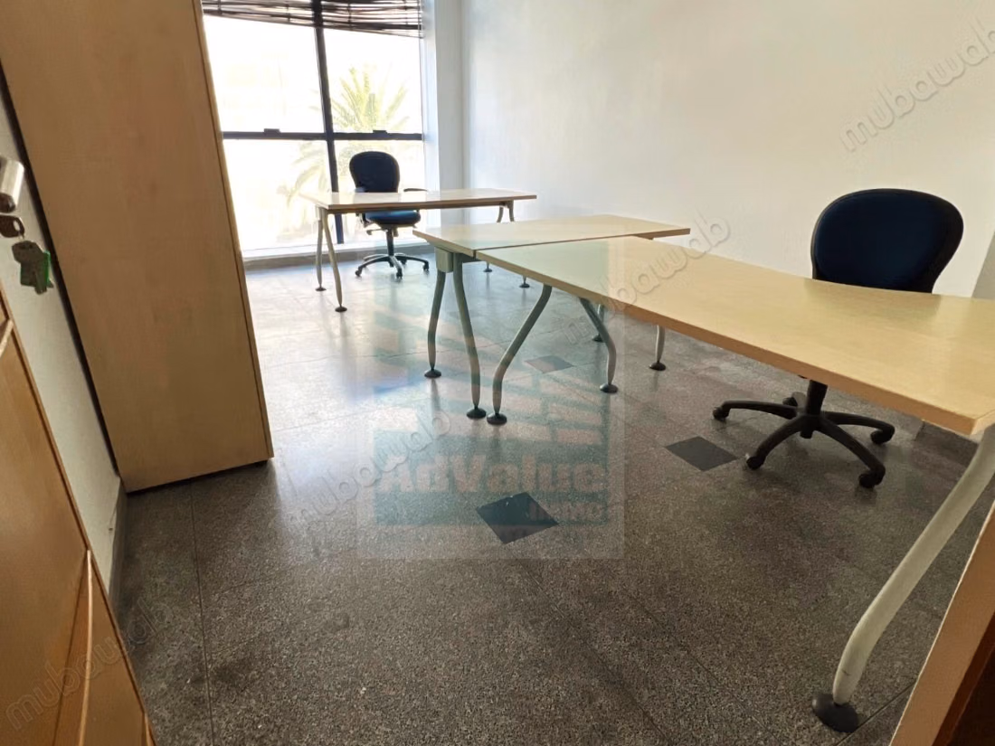DL. 1039: Plateau bureau à Yacoub El Mansour