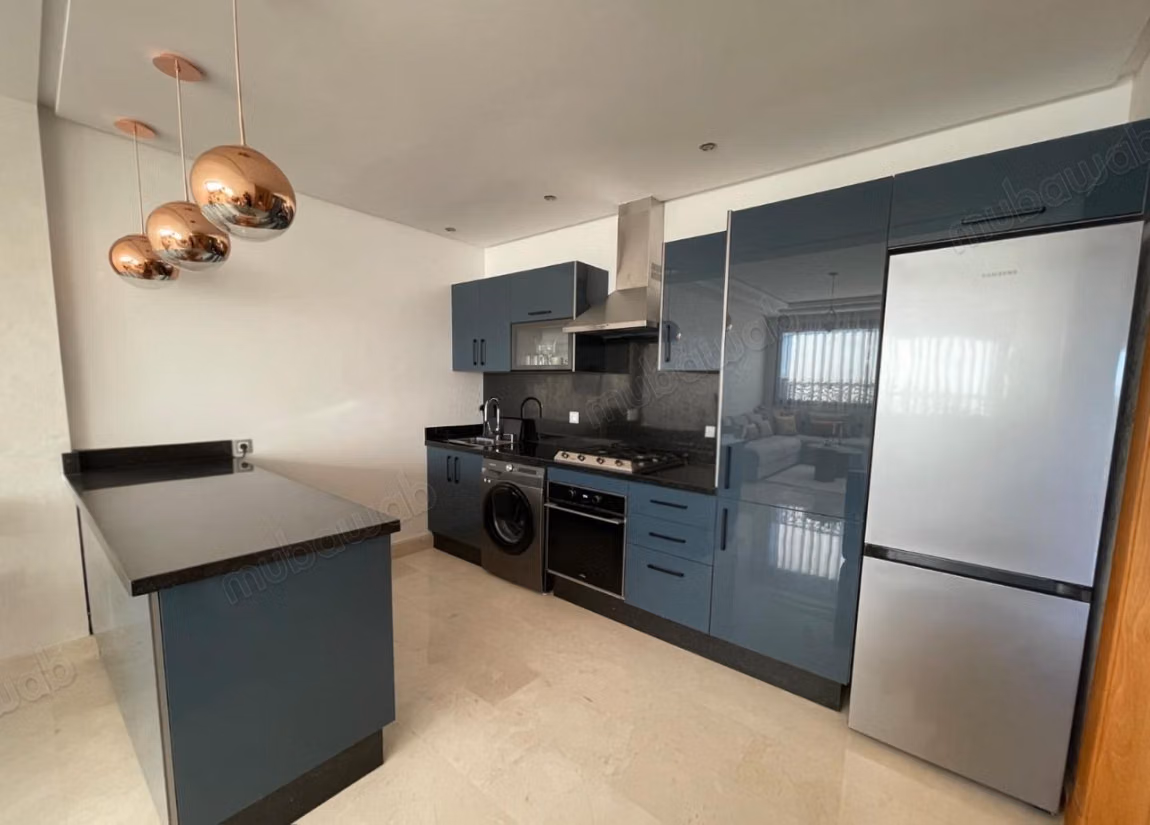 En alquiler — apartamento amueblado Victor Hugo