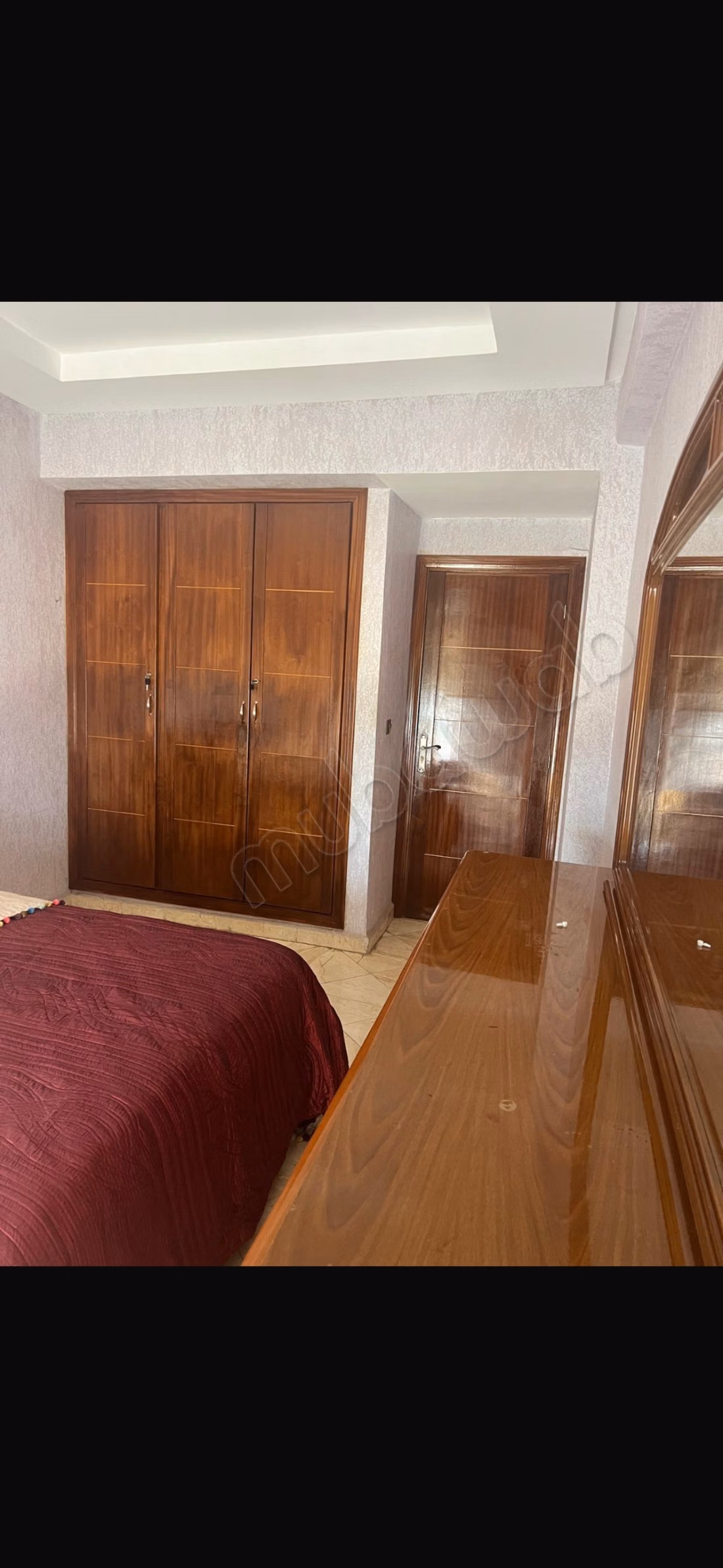 Apartamento en alquiler en Plateau. 3 habitaciones grandes. Bien amueblado