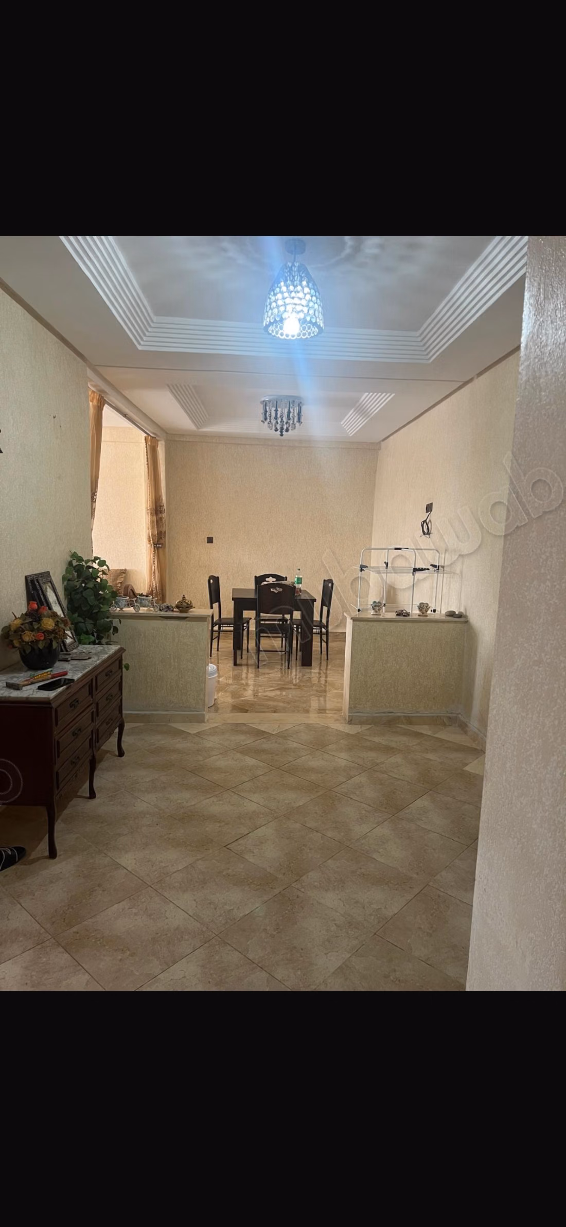 Apartamento en alquiler en Plateau. 3 habitaciones grandes. Bien amueblado