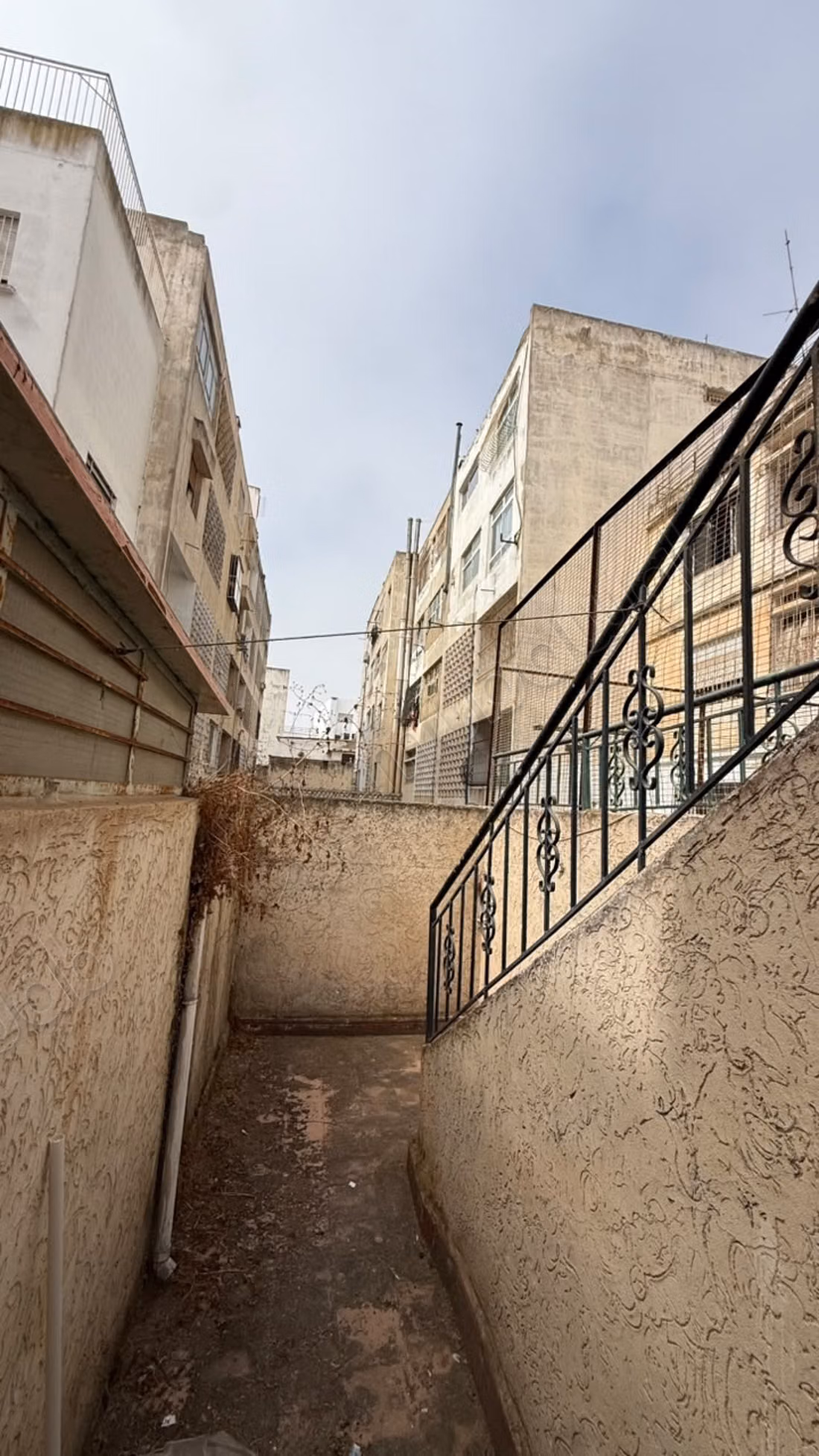 À vendre – Local professionnel à Hassan — 6