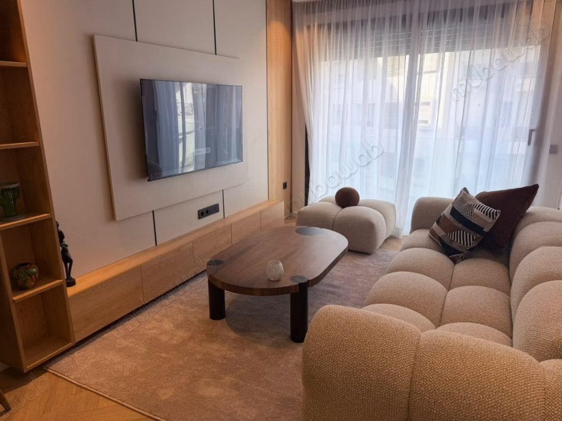 New studio for rent with contemporary design