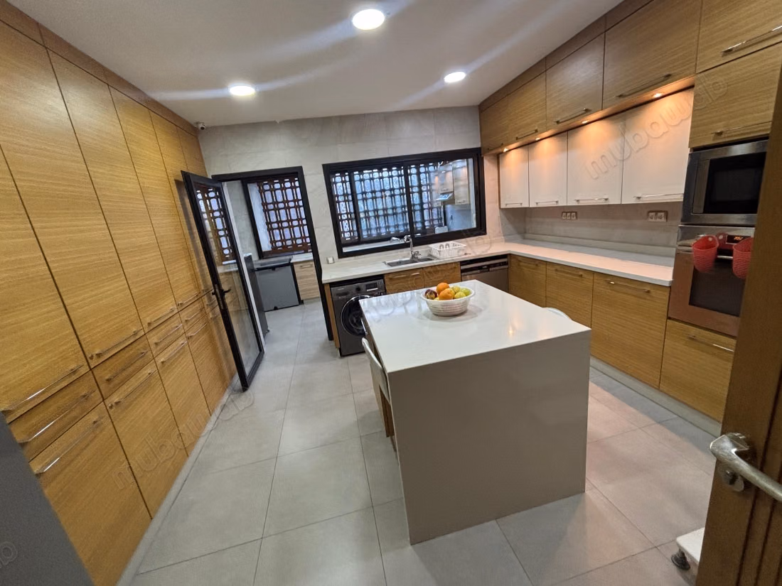 Appartement 420 m² à Les princesses — 19