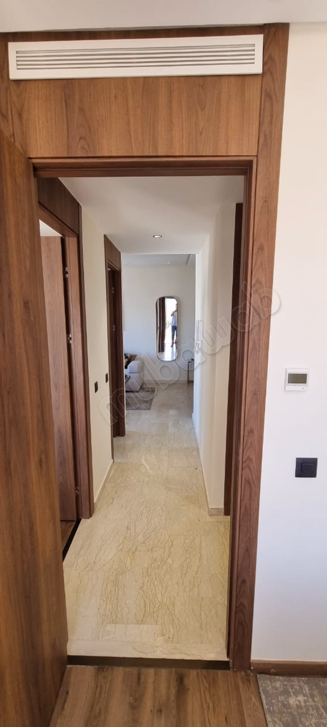Vend appartement à Bourgogne Ouest.
Surface totale 79 m².
Bien meublé