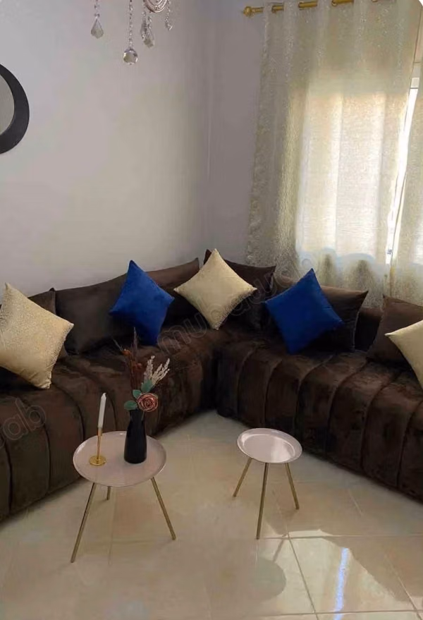 Très bel appartement à louer à Agdal. 1 Chambre. Four