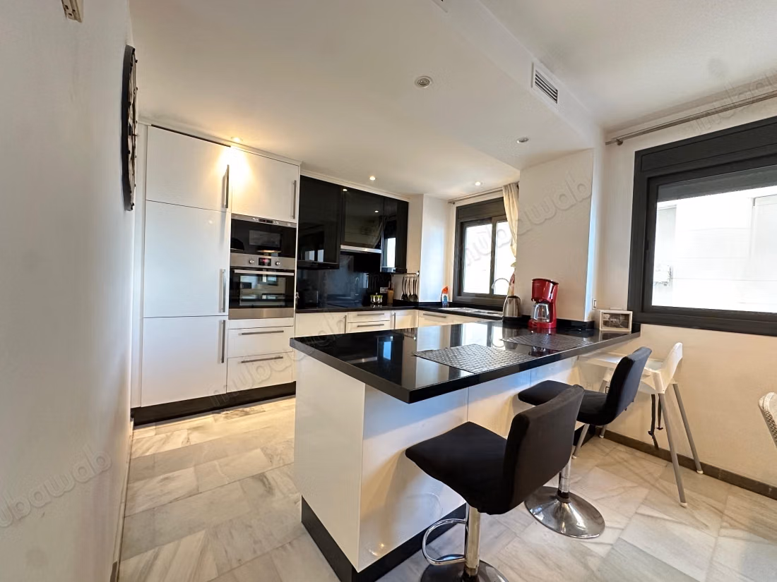 Appartement 100 m² à Médina — 11