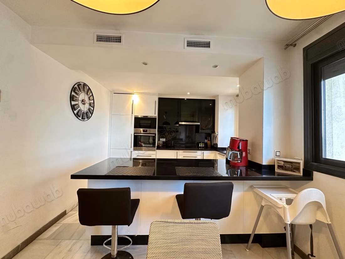 Appartement 100 m² à Médina — 8