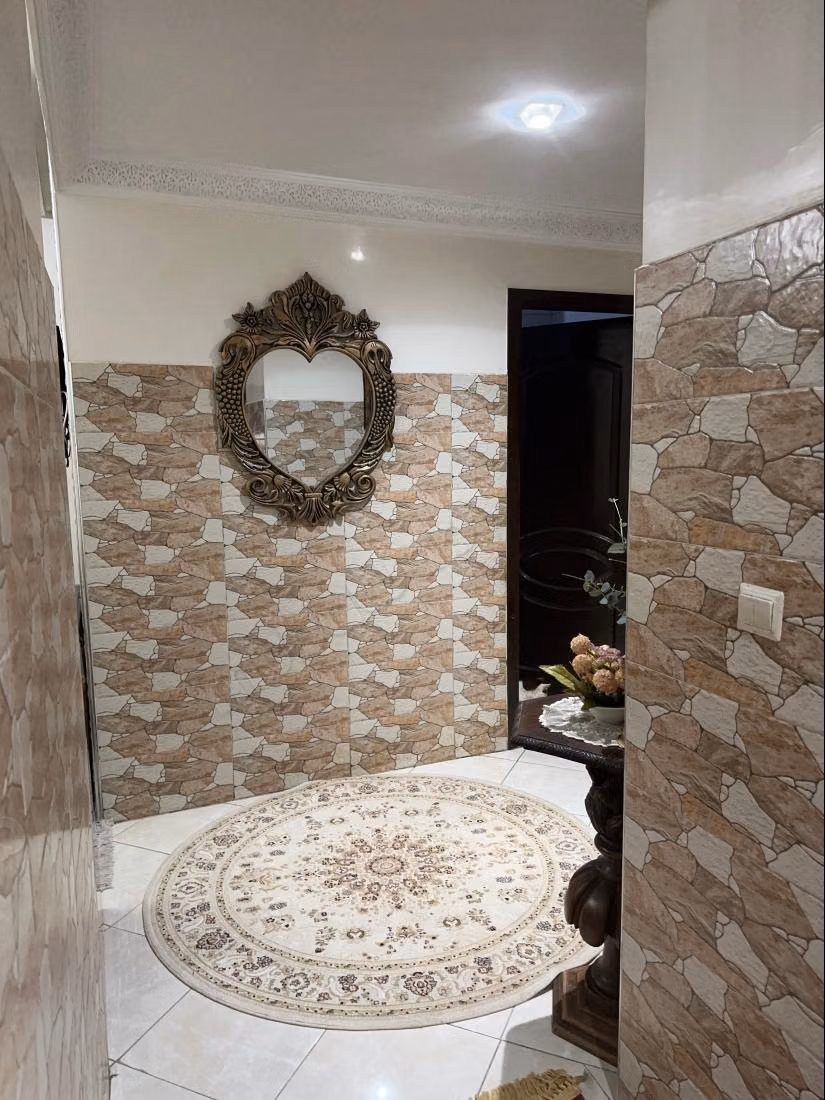 Apartamento en venta en Ahl Loghlam Hay Assalam. Superficie 78 m². Terraza y ascensor
