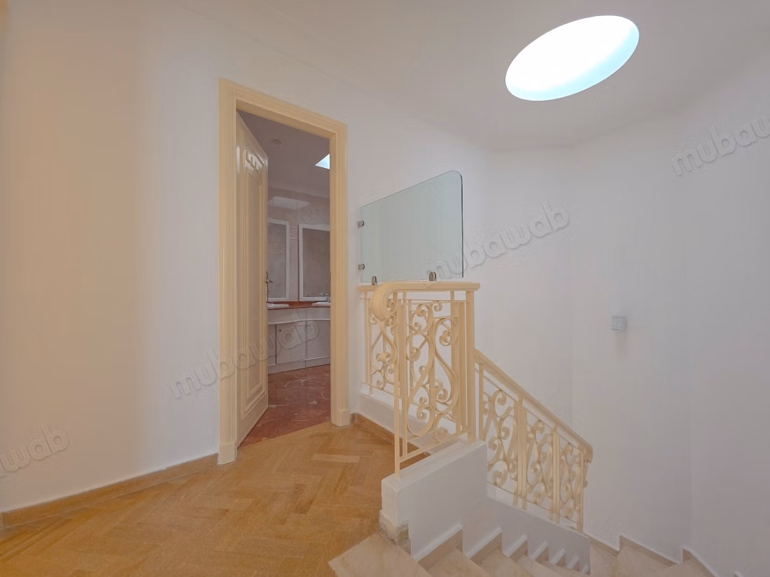 Appartement Duplex d’Exception – Dernier Étage