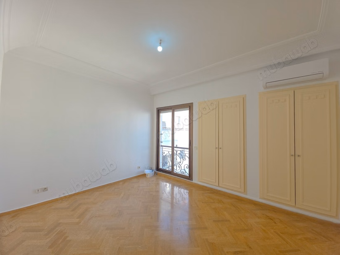 Appartement Duplex d’Exception – Dernier Étage