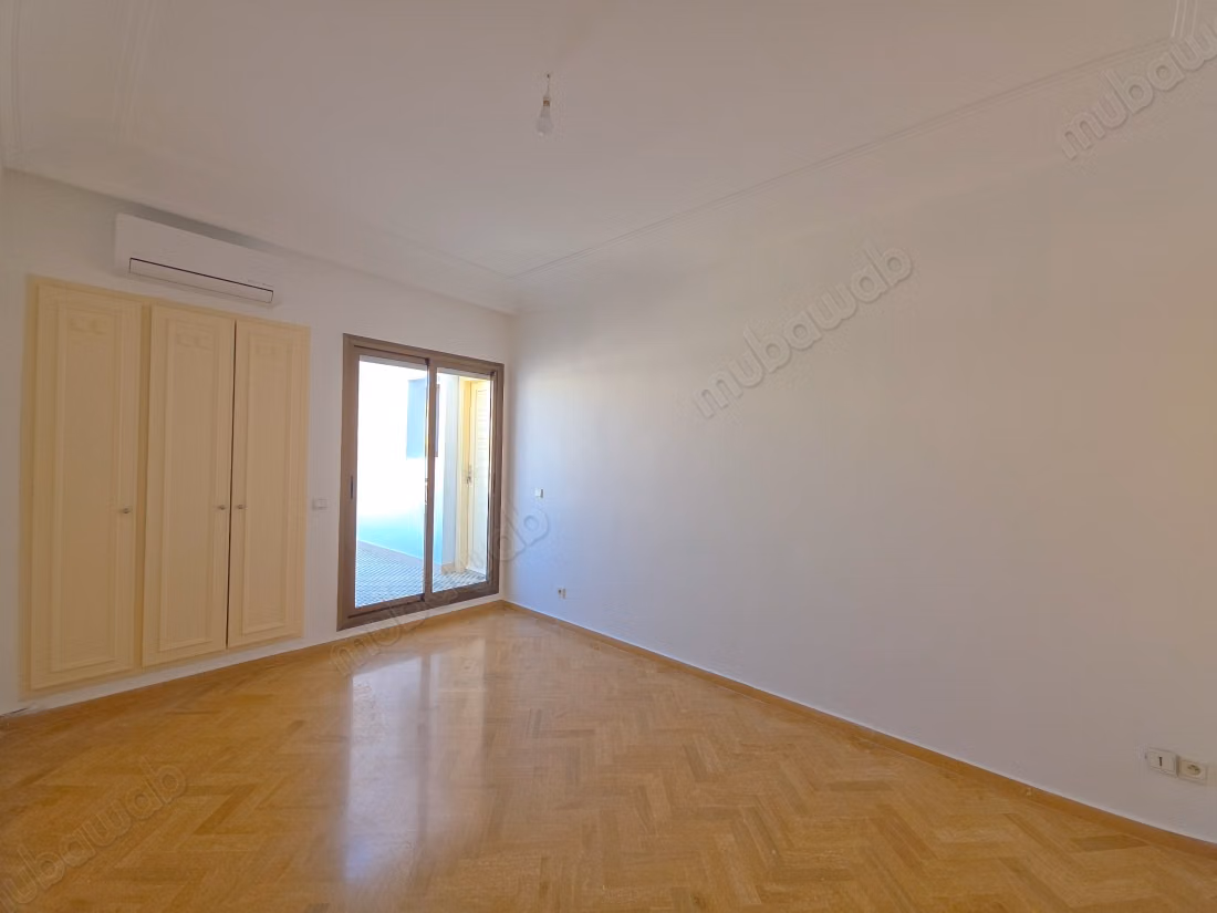 Appartement Duplex d’Exception – Dernier Étage