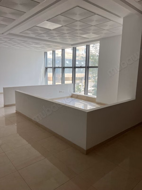 Vendita del piano ufficio Malabata centro affari