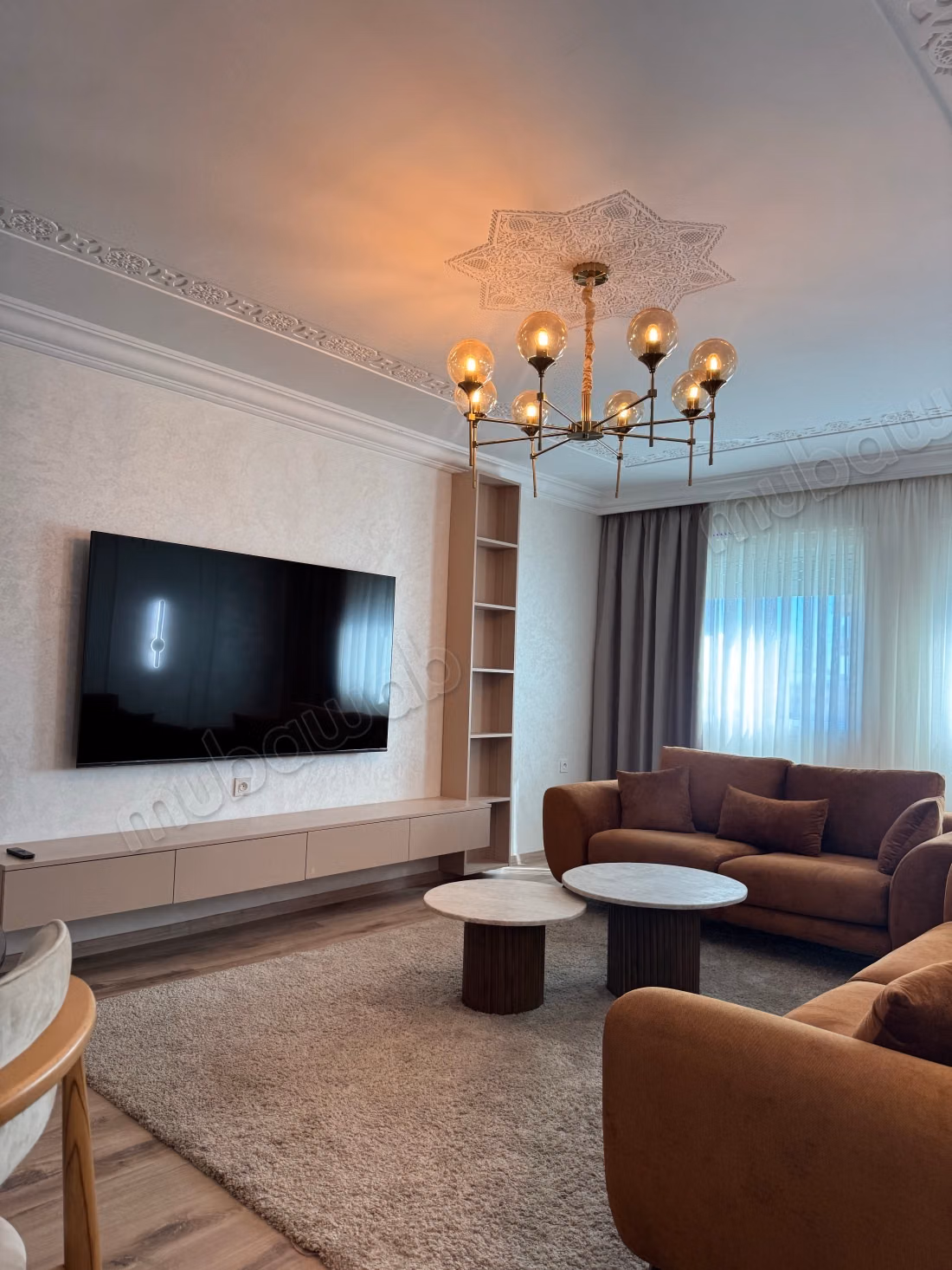 Appartement te huur 3 slaapkamers met terras