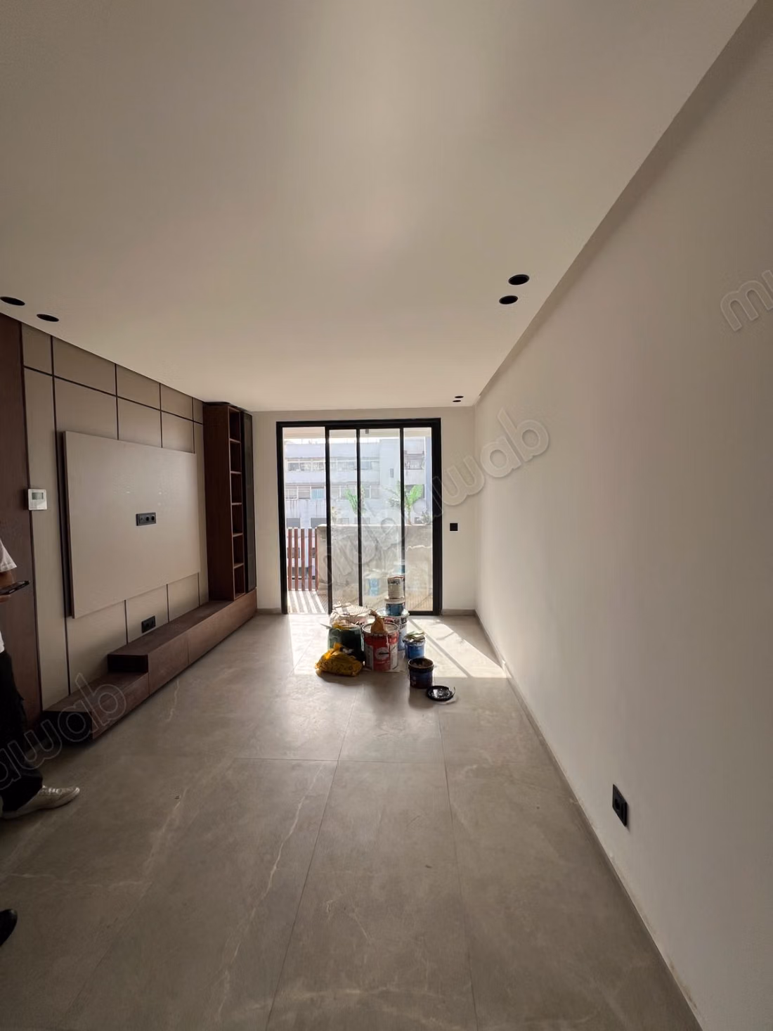 Apartamento vacío en alquiler - Barrio Les Hôpitaux