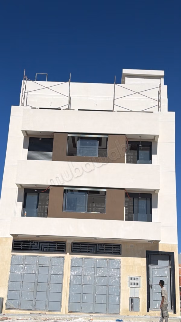 Beautiful apartment for sale in Tanja Balia. 3 bedrooms. Mountain view and security door