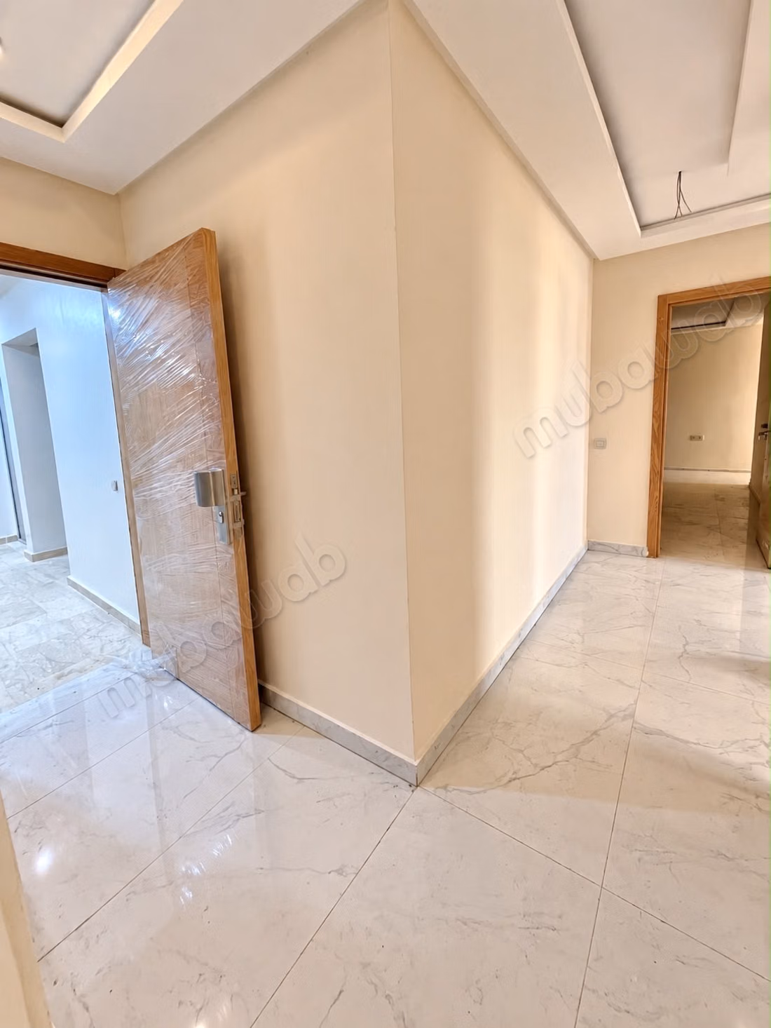 Appartement à l'achat à Haut Founty. 3 chambres. Résidence avec concierge — 4