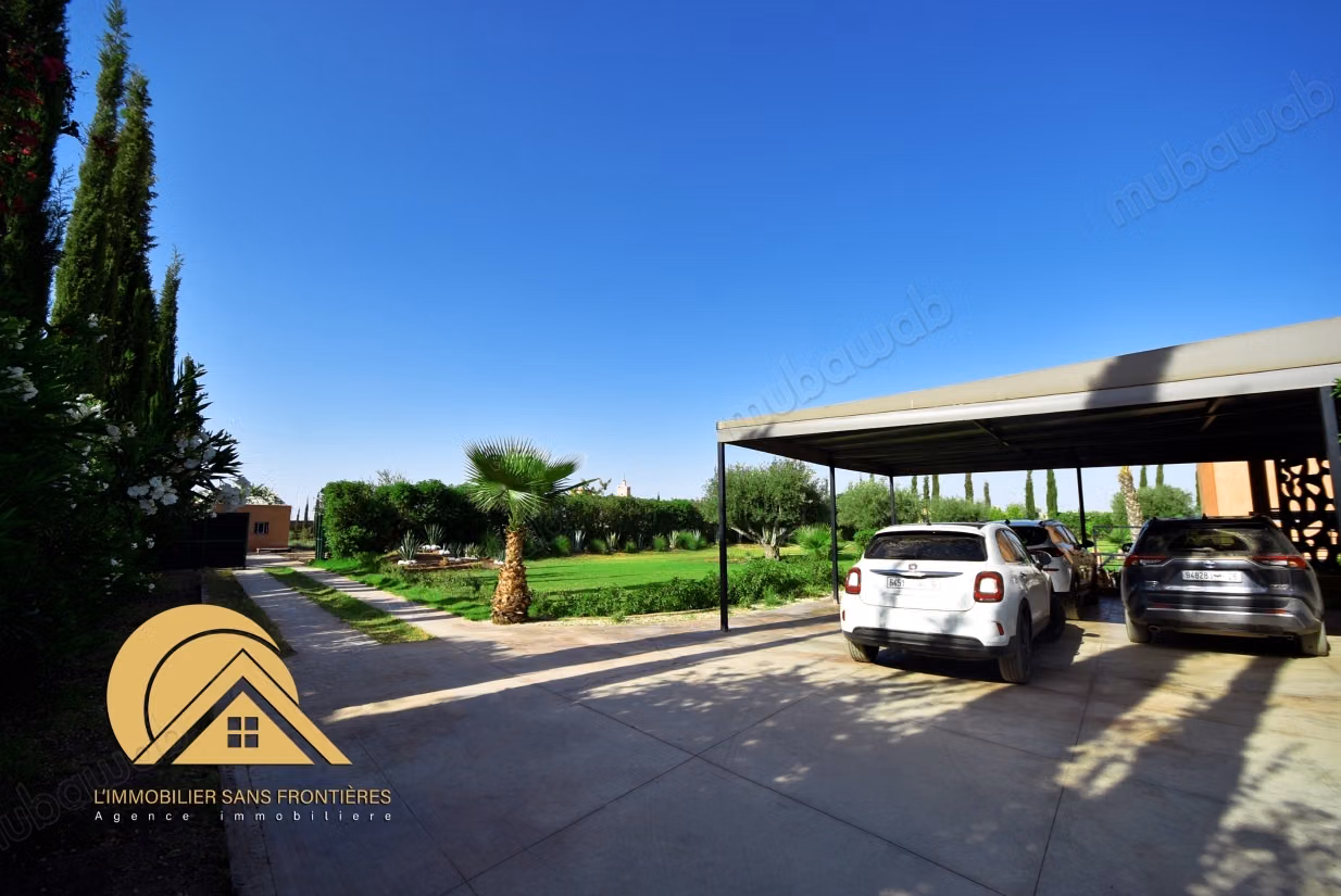 Villa maison d’hôtes meublée à vendre avec piscine chauffée, jardin privé et bungalows — Route d’Ouarzazate, Marrakech