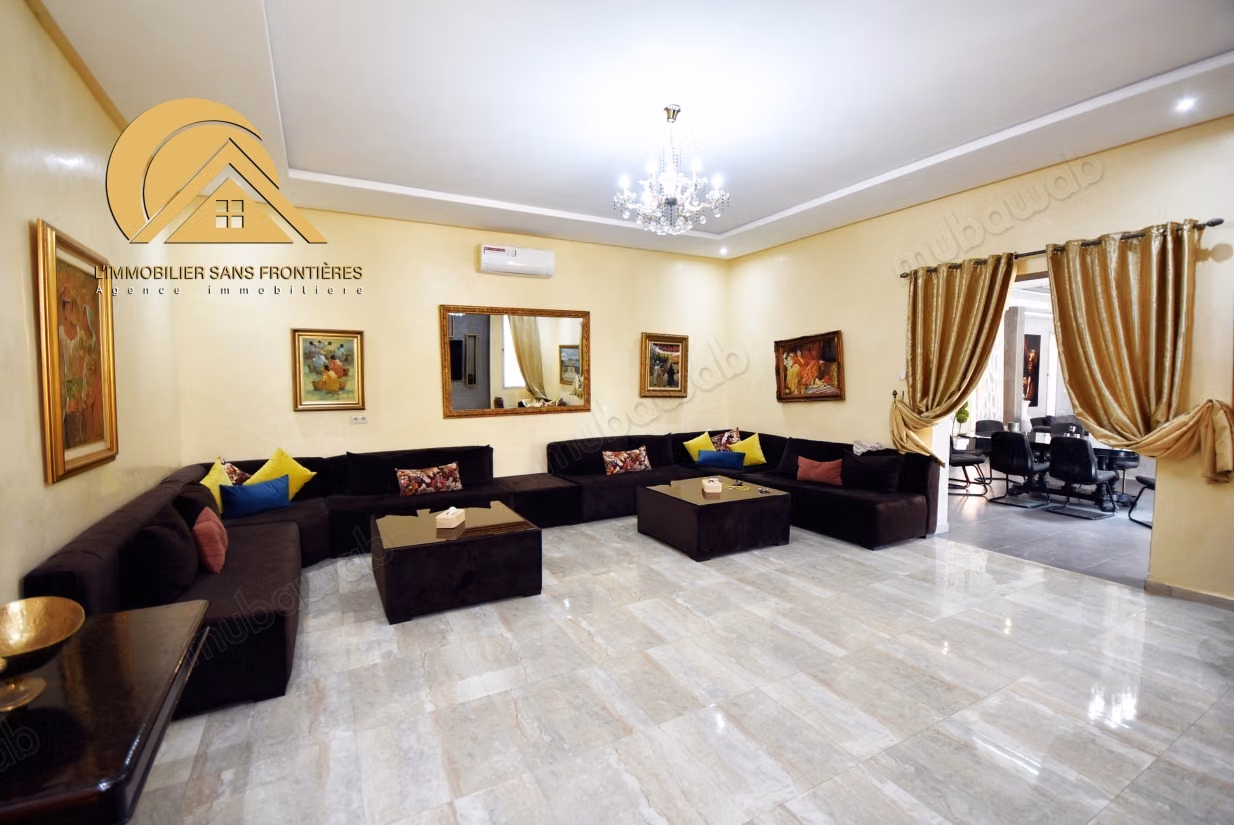 Villa maison d’hôtes meublée à vendre avec piscine chauffée, jardin privé et bungalows — Route d’Ouarzazate, Marrakech