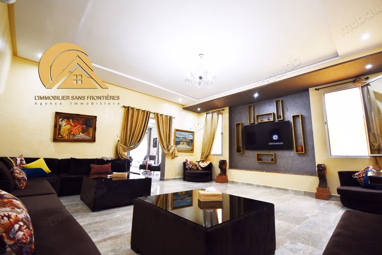 Villa maison d’hôtes meublée à vendre avec piscine chauffée, jardin privé et bungalows — Route d’Ouarzazate, Marrakech