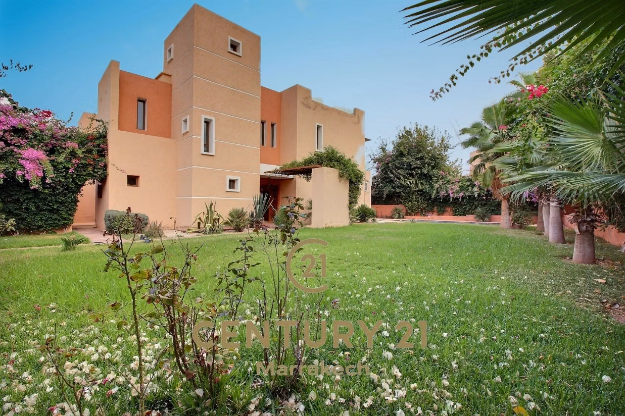 Villa familial– Terrain de 745 m²