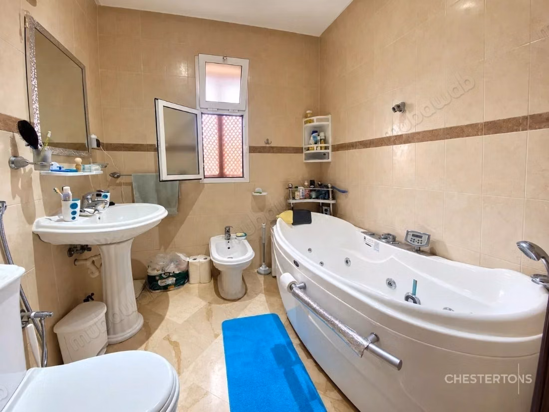 Triplex meublé à louer à Harhoura, Résidence avec piscine