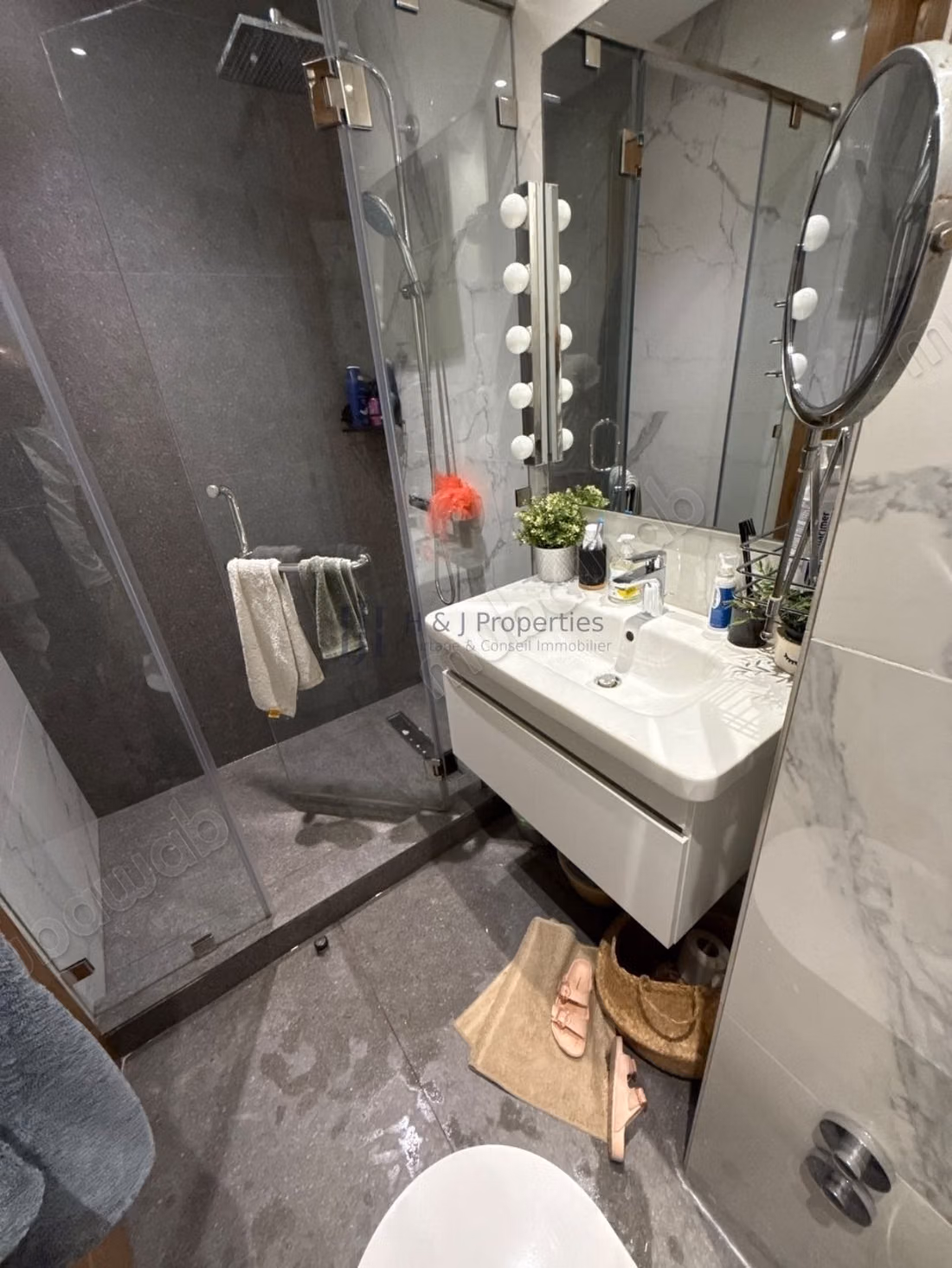 3 Bedroom Apartment in a Beautiful Residence