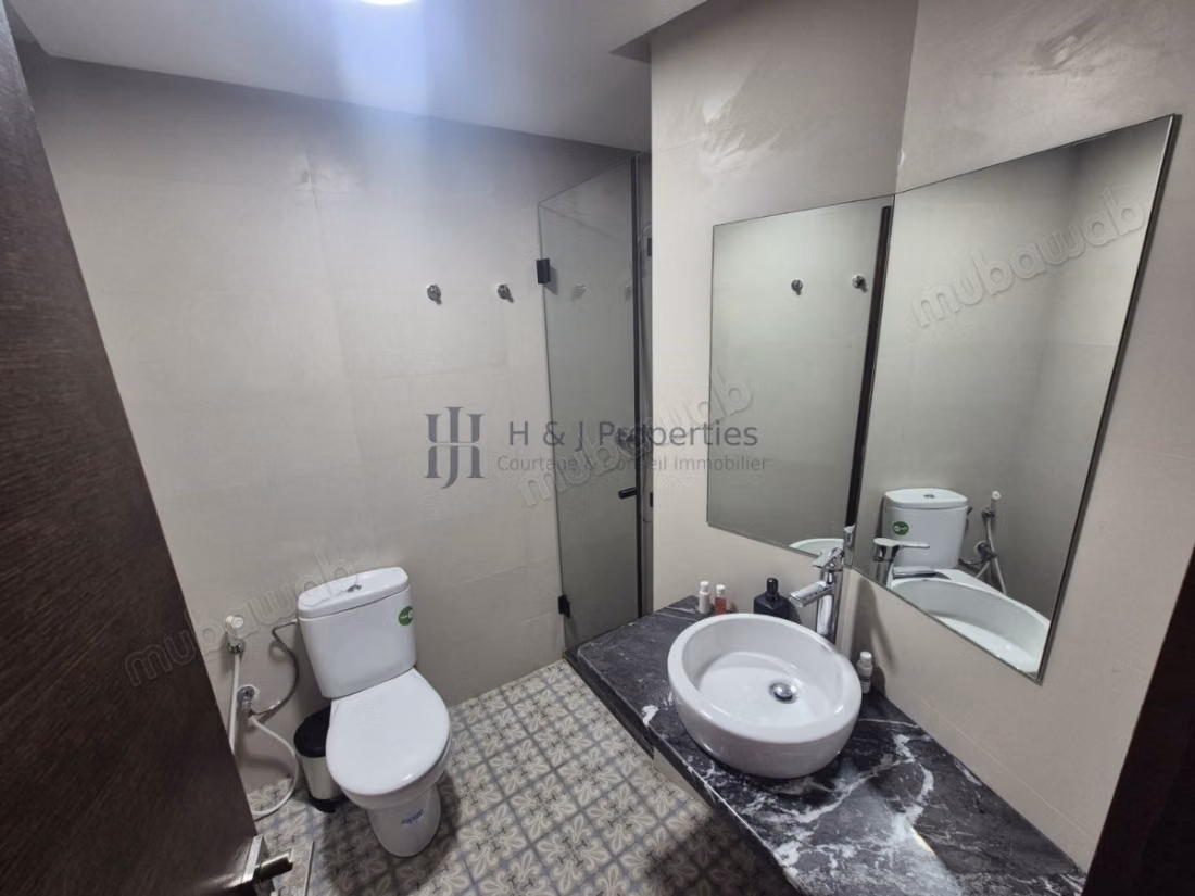 Apartment T4 3 rooms of 210 m²