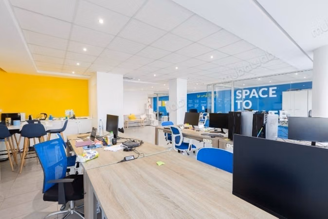 Bureau Spacieux Bourgogne