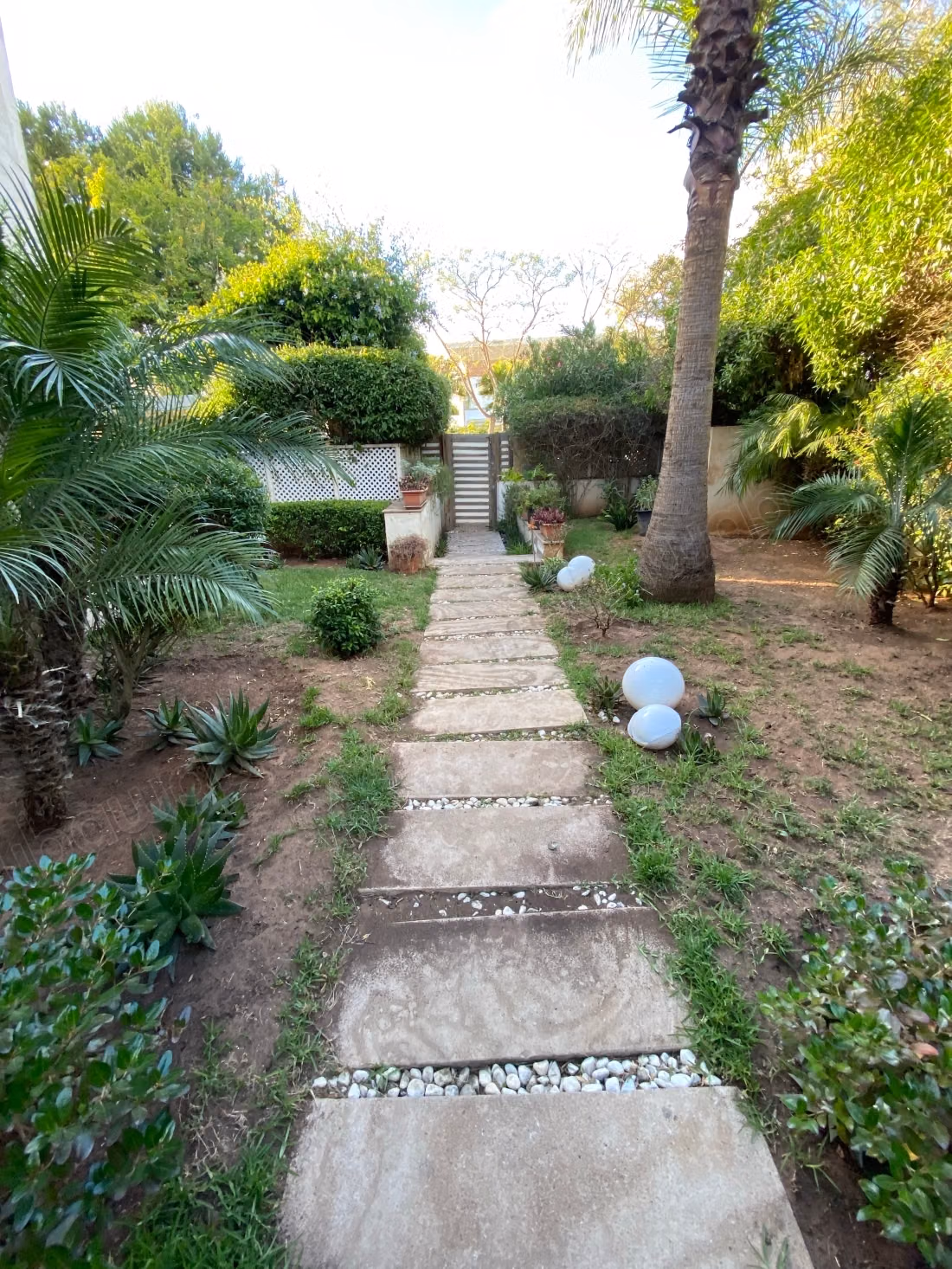Vente d’une villa front golf à La CGI 
BOUSKOURA