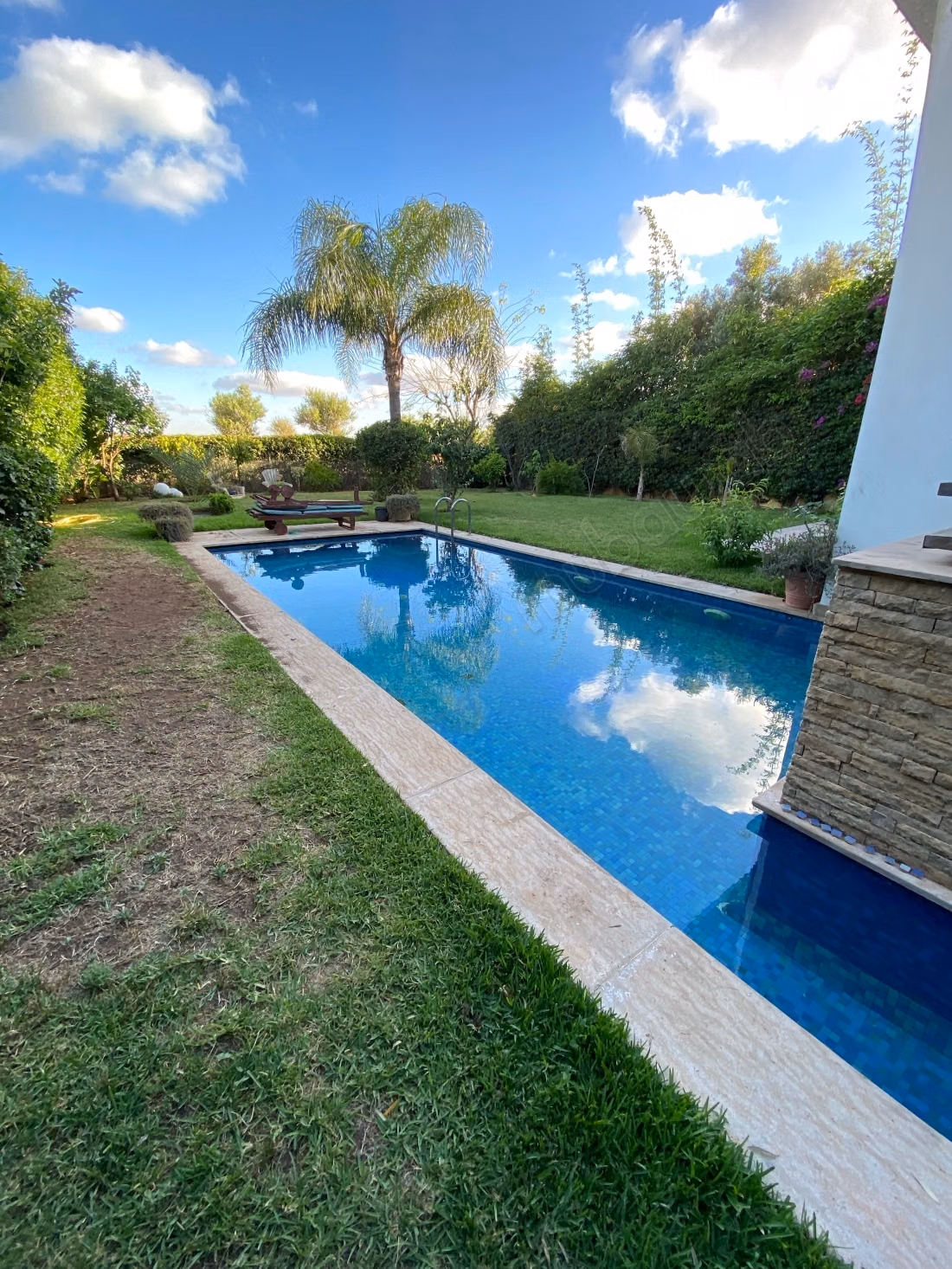Vente d’une villa front golf à La CGI 
BOUSKOURA