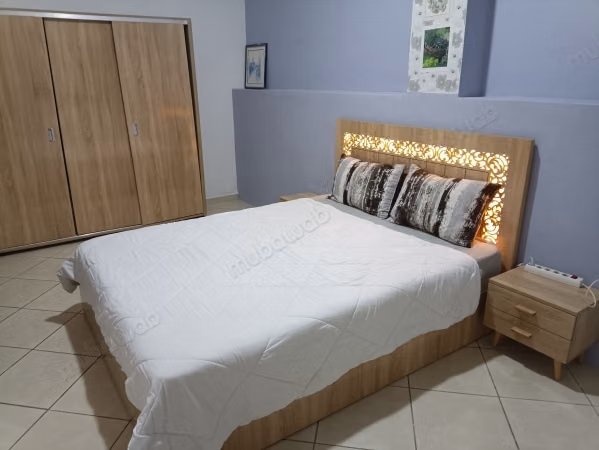 Très bel appartement en location à Sidi Bouknadel. 3 pièces confortables. Bien meublé