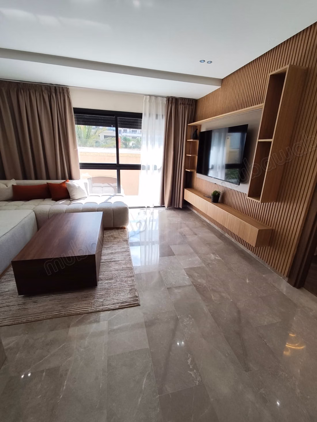Appartement en location à Les princesses.
Superficie 62 m².
Bien meublé