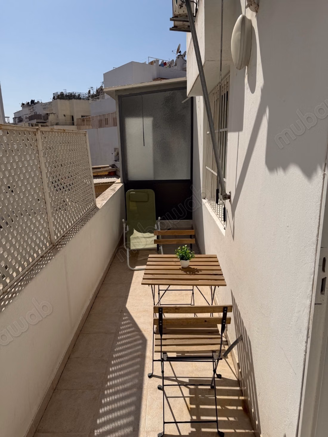 Appartement calme 2 chambres / terrasse / parking
