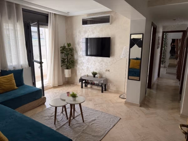 Appartement calme 2 chambres / terrasse / parking