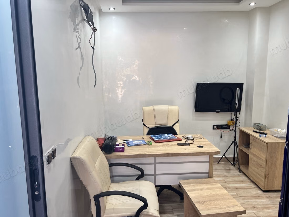 Immeubles Commerciaux à Vendre à Al Izdihar. Superficie totale 48 m²