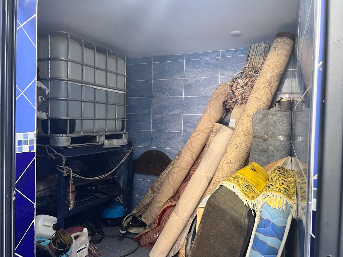 Immeubles Commerciaux à Vendre à Al Izdihar. Superficie totale 48 m²