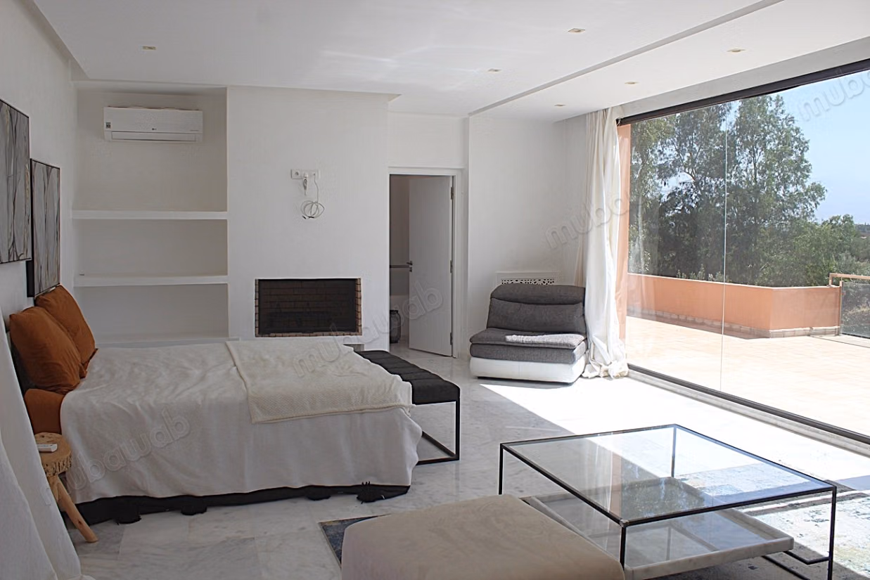 Magnificent furnished villa without vis-à-vis