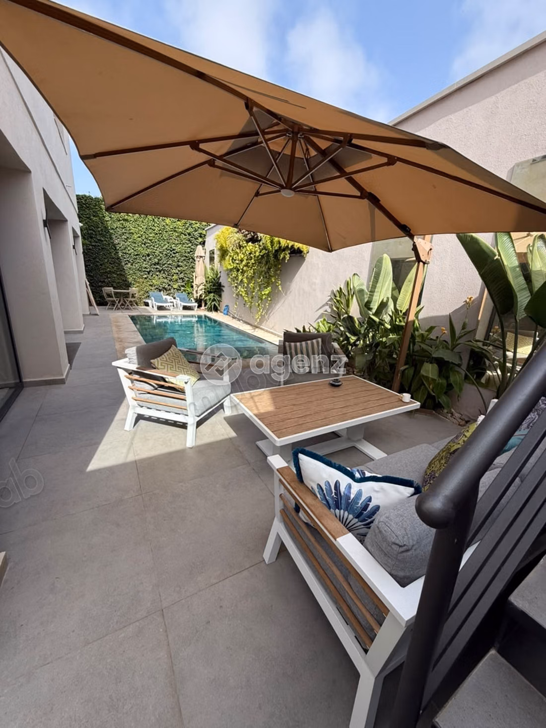 Villa à louer 470 m², 4 chambres 
Racine Casablanca