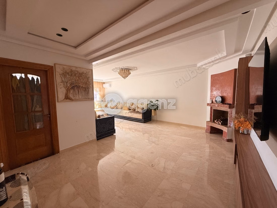 Appartement à vendre 106 m², 3 chambres 
Liberté Casablanca