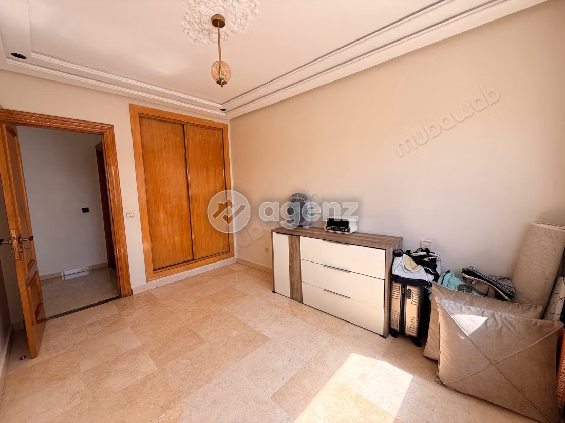 Appartement à vendre 106 m², 3 chambres 
Liberté Casablanca
