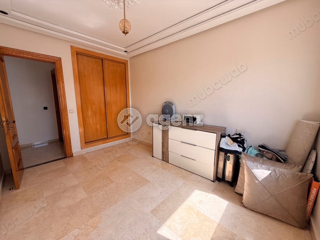 Appartement à vendre 106 m², 3 chambres 
Liberté Casablanca