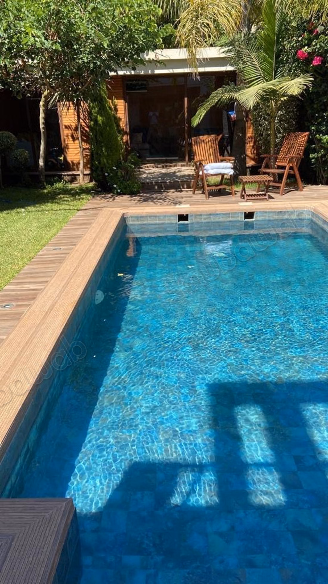 Magnifique villa à louer à Ville Verte.
Superficie 340 m²