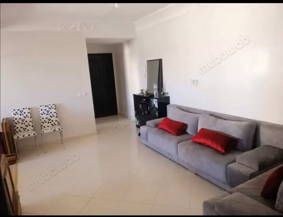 Appartement en vente à Ziaten. 
Surface totale 83 m². 
Bien meublé