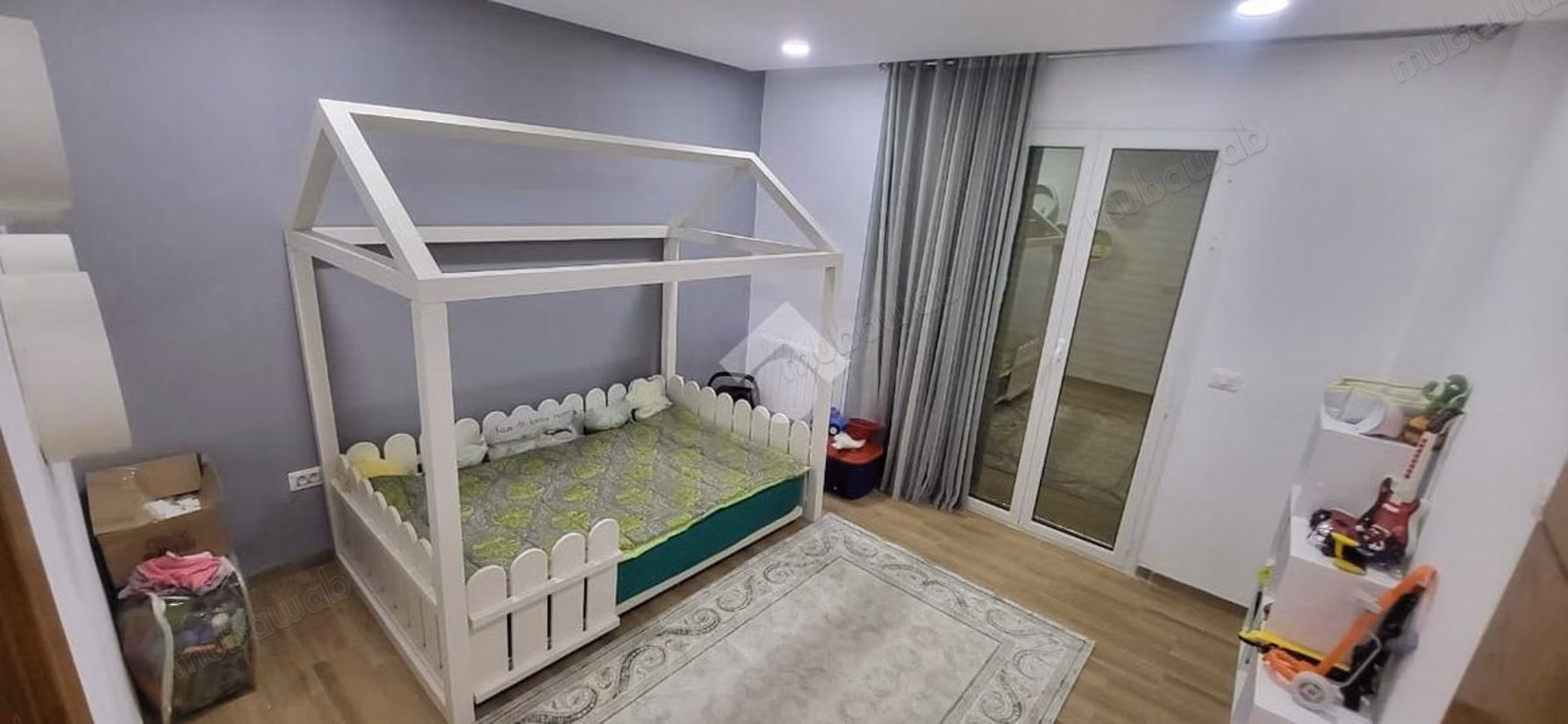 Semi-detached villa for sale