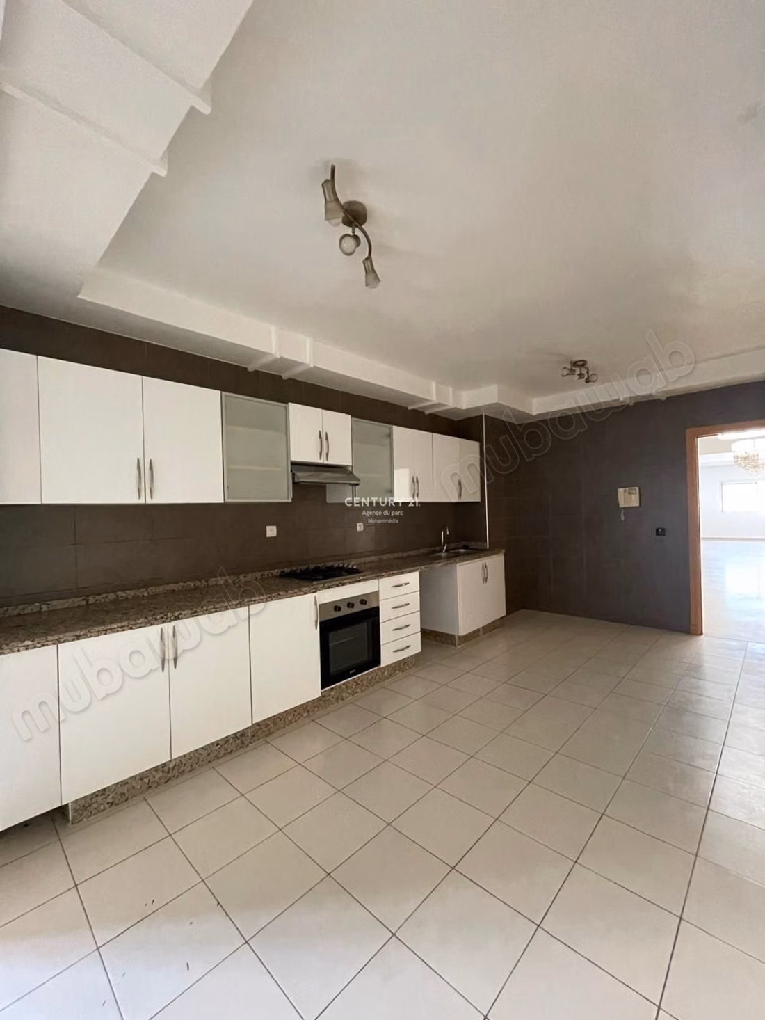 Spacious 152m² Apartment for Rent