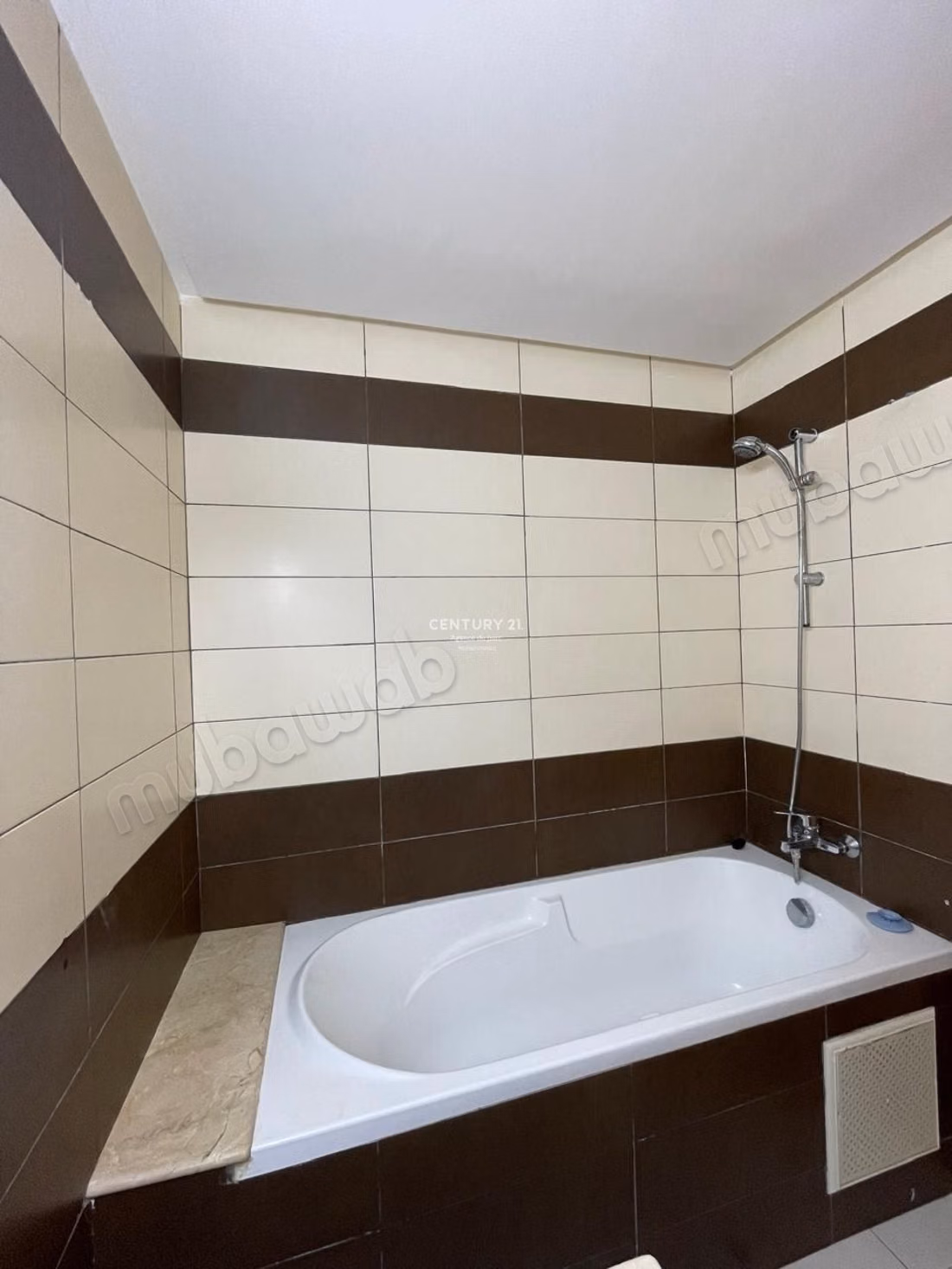 Spacious 152m² Apartment for Rent
