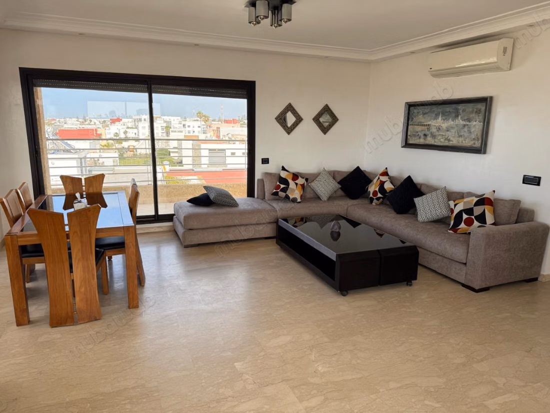 A Louer Super appartement 3 chambres meublé