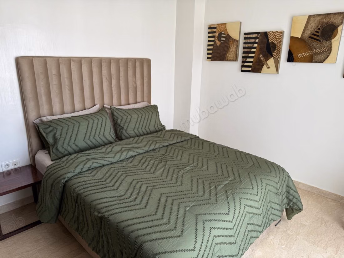 A Louer Super appartement 3 chambres meublé