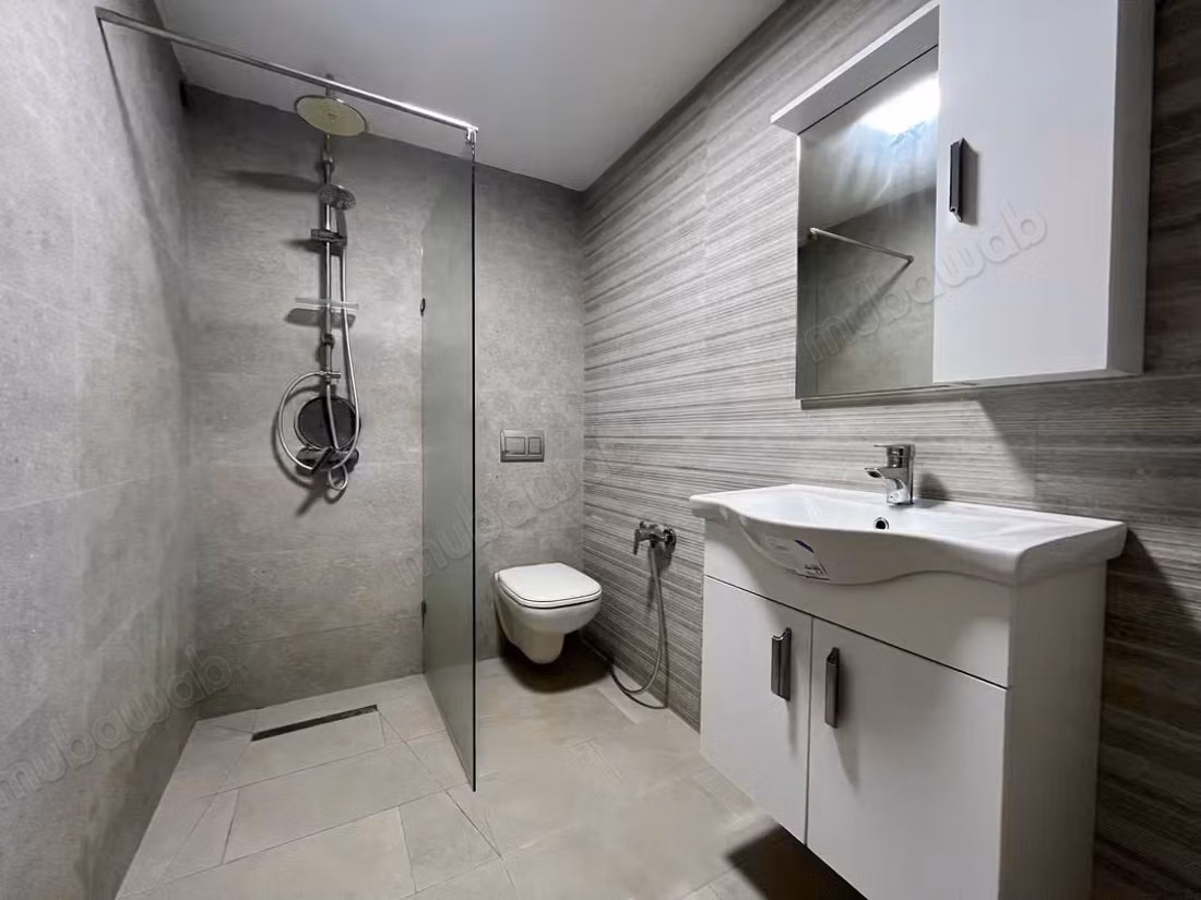 Superbe maison à louer à Cité Ennasr 2.2 chambres